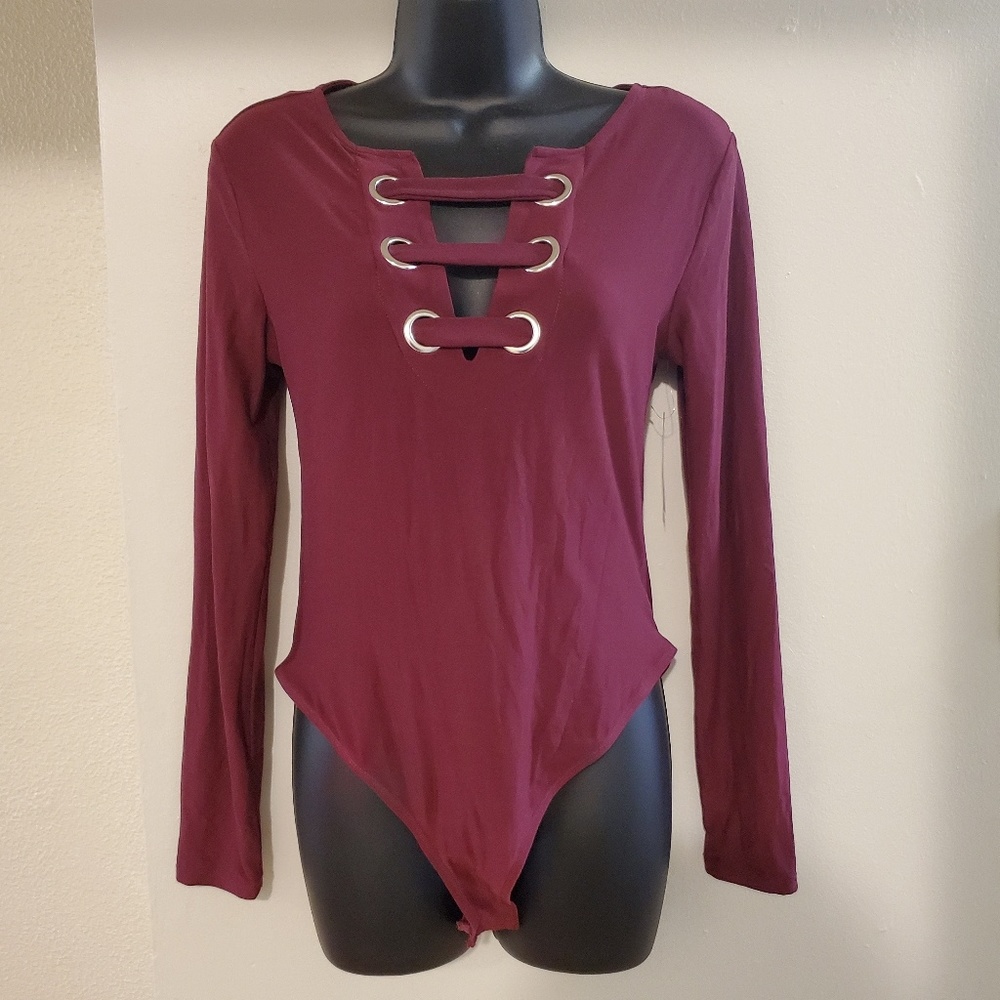 🆕️ Burgundy bodysuit